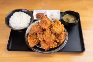 札幌ザンギ本舗 札幌駅北口店のギガザンギ定食